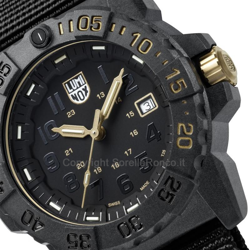 LUMINOX SEA NAVY SEAL NERO 45MM DORATO