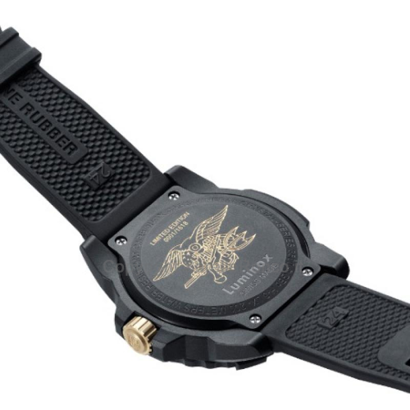 LUMINOX SEA NAVY SEAL NERO 45MM DORATO