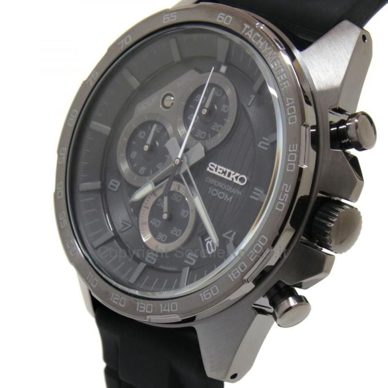 SEIKO SPORT CRONO NERO 43,9MM CINTURINO GOMMA NERA