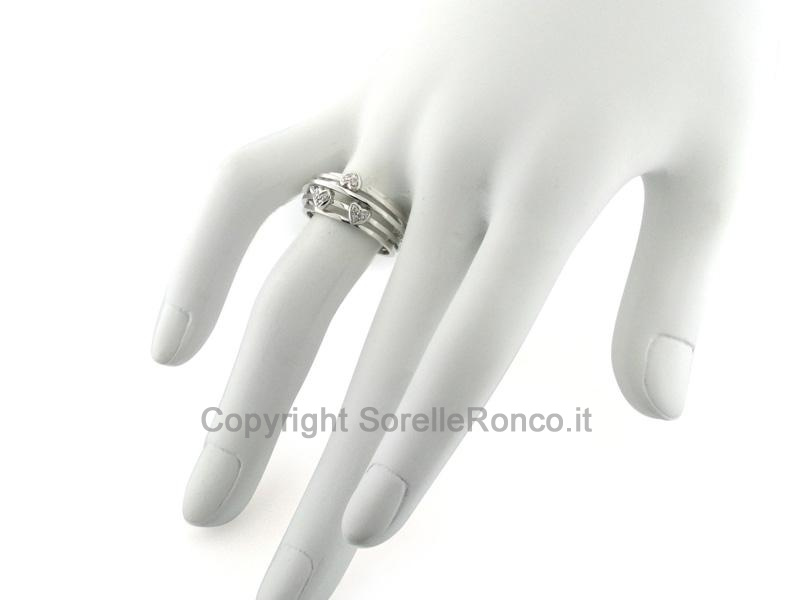 ANELLO CUORE IN ORO BIANCO CON DIAMANTI