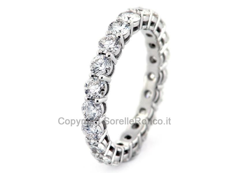 ANELLO ETERNITY GRIFFE CON 2.50 CARATI DI DIAMANTI