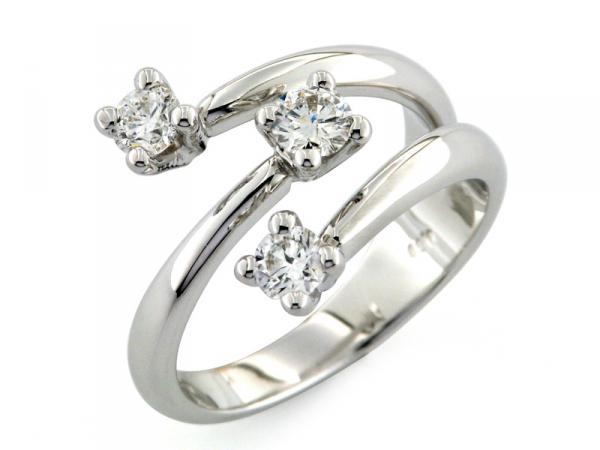 CF00625 - Anello Trilogy Oro e Diamanti ct. 0.62