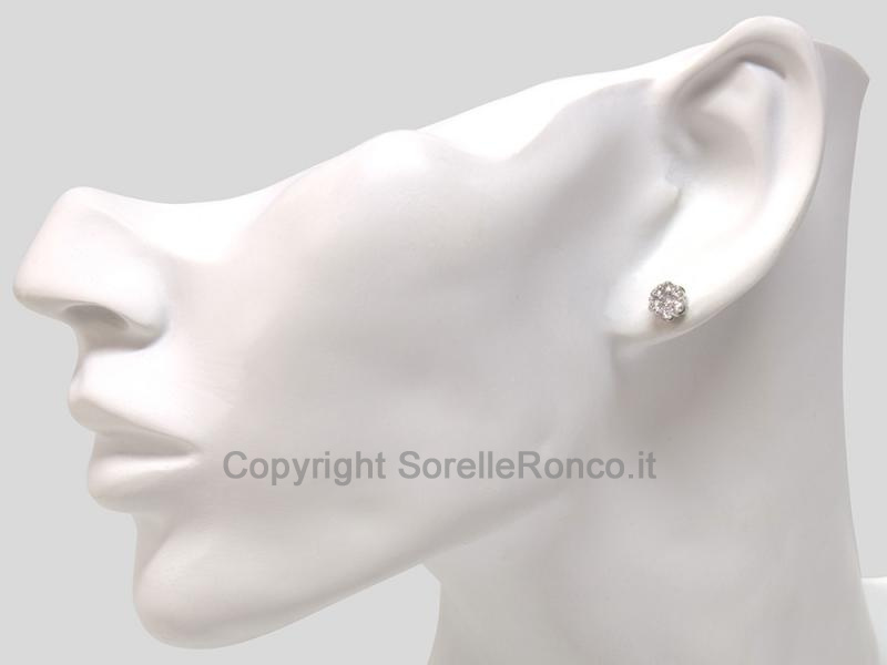 ORECCHINI A FIORE CON DIAMANTI 0.64 CT