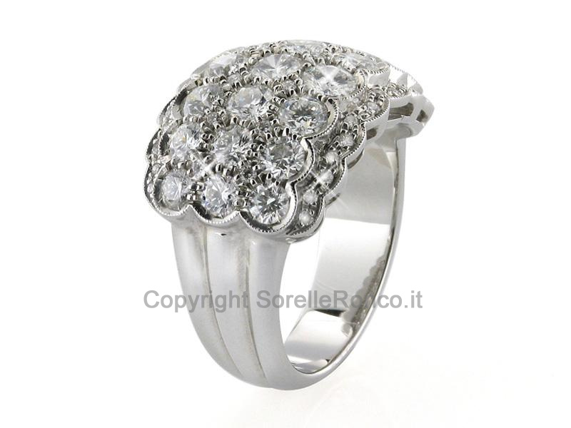 ANELLO IN ORO CON PAVE DIAMANTI