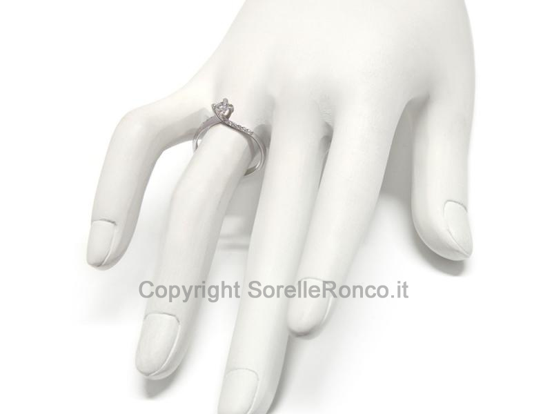 ANELLO SOLITARIO ORO BIANCO DIAMANTE 0.23 CT