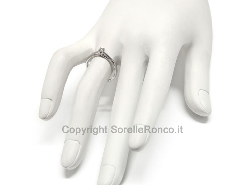 ANELLO SOLITARIO ORO BIANCO  DIAMANTE  0.07 CT