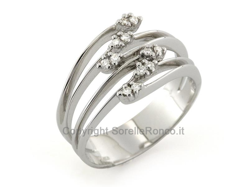 ANELLO IN ORO CON DIAMANTI