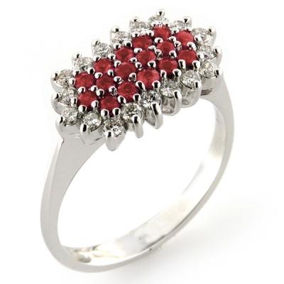 Anello in Oro con Rubini a Griffe