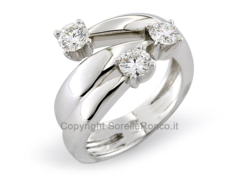 ANELLO TRILOGY ORO CON DIAMANTI CT. 0.81