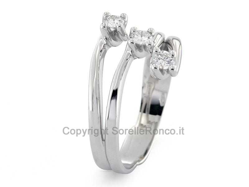 ANELLO TRILOGY DESIGN DIAMANTI 0.26 CT