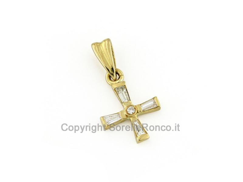 PENDENTE CROCE IN ORO GIALLO E DIAMANTI