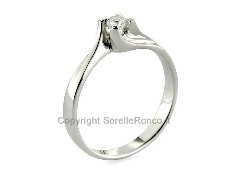 ANELLO SOLITARIO CON DIAMANTE CT. 0.20