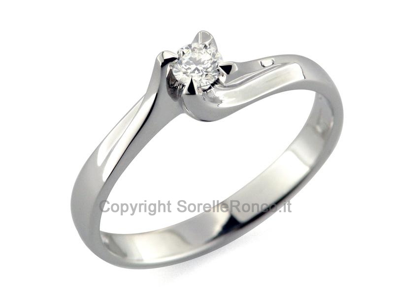 ANELLO SOLITARIO CON DIAMANTE CT. 0.20