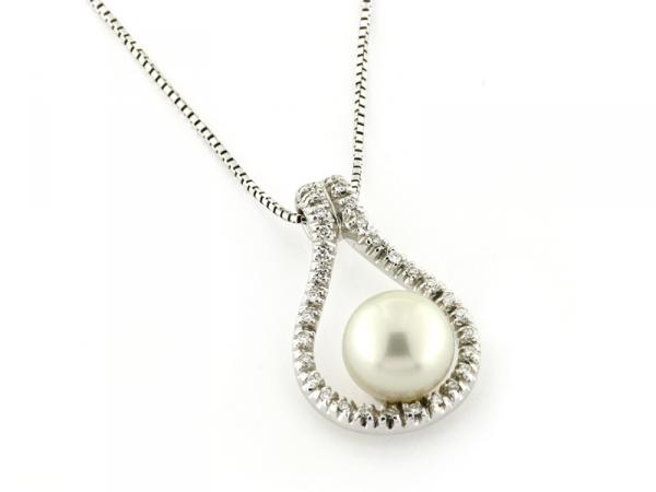 CF00526 - Collana Oro con Perla 9mm e Diamanti