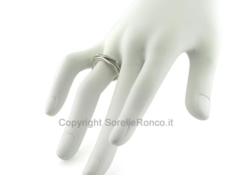 ANELLO INTRECCIATO UNITO CON DIAMANTI