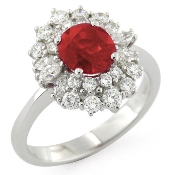 CF00672 - Anello Rubino con Diamanti in Oro Bianco