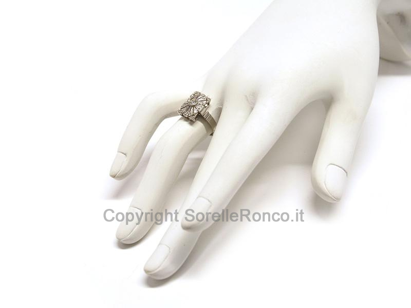 ANELLO ART DECO CON DIAMANTI CT. 0.27