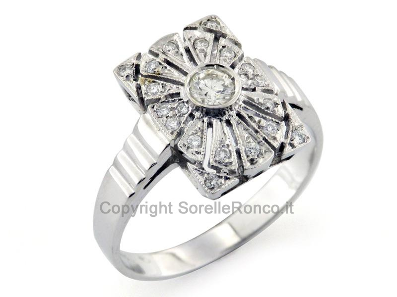 ANELLO ART DECO CON DIAMANTI CT. 0.27