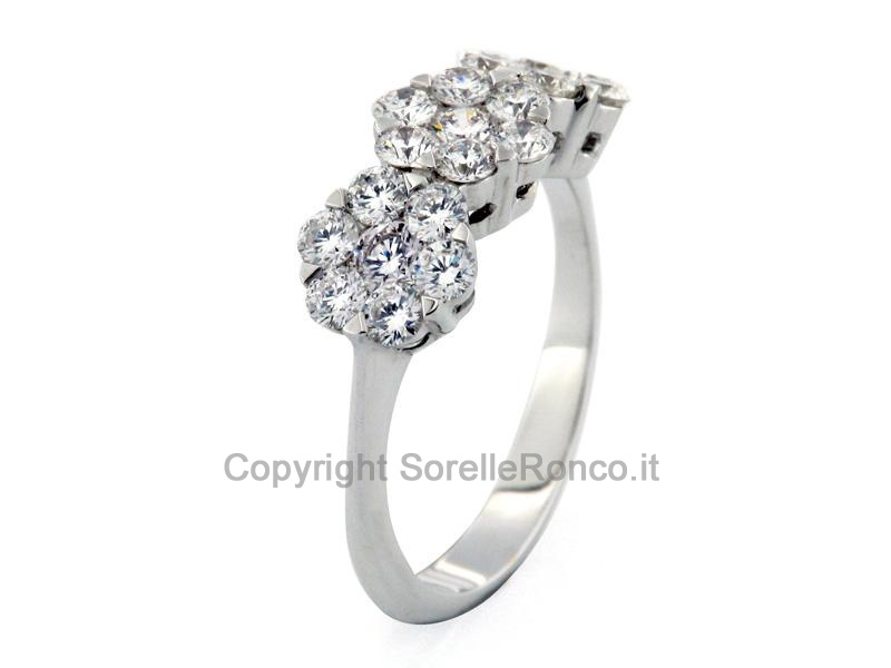 ANELLO TRILOGY FIORI DI DIAMANTI CT 1.53