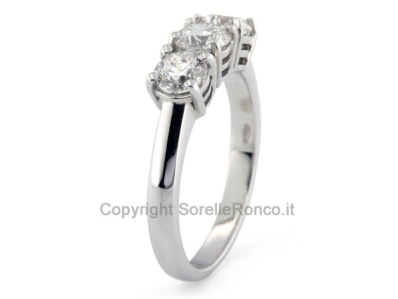 ANELLO TRILOGY IN ORO DIAMANTI CT. 1.38