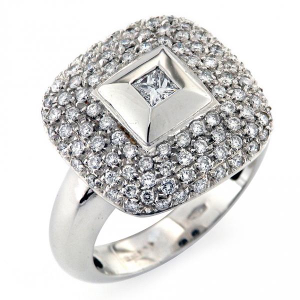 CF00770 - Anello in Oro a Forma di Cuscino 