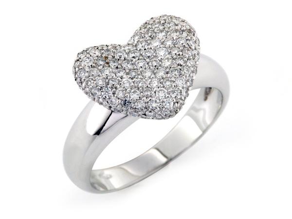 CF00778 - Anello a Forma di Cuore in Oro Diamanti