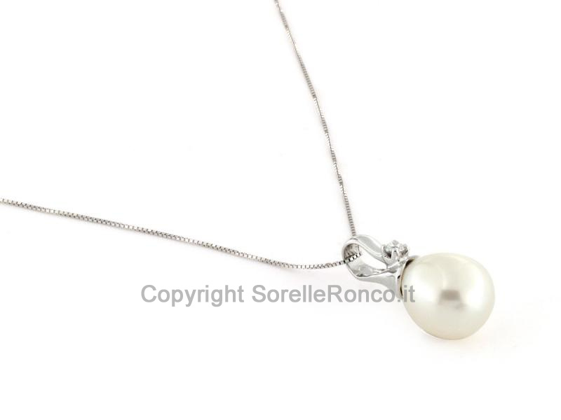 COLLANA PERLA A GOCCIA 9 MM E DIAMANTE