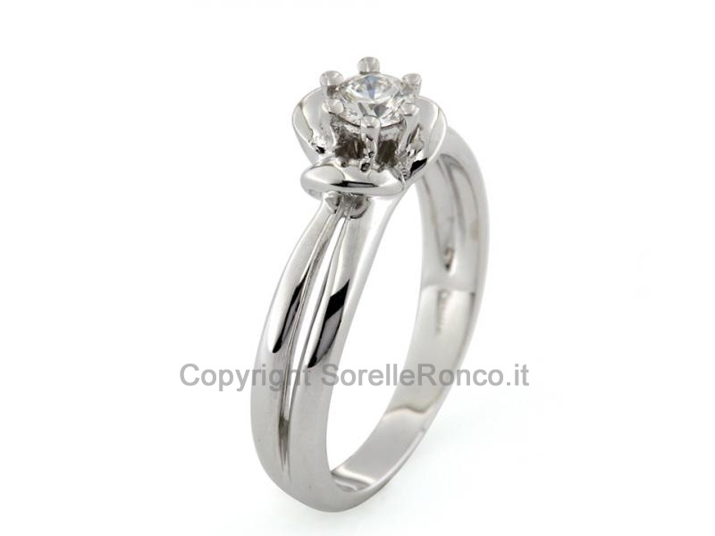 ANELLO SOLITARIO CON DIAMANTE CT. 0.22