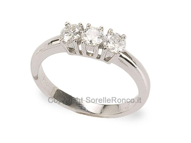 ANELLO TRILOGY CON DIAMANTI CT. 0.32