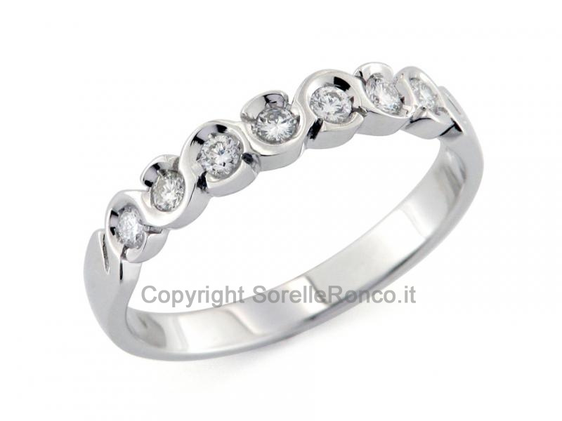 ANELLO VERETTA IN ORO E DIAMANTI 0.20 CT