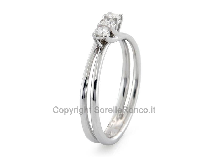ANELLO CON DIAMANTI TRILOGY CT. 0.22
