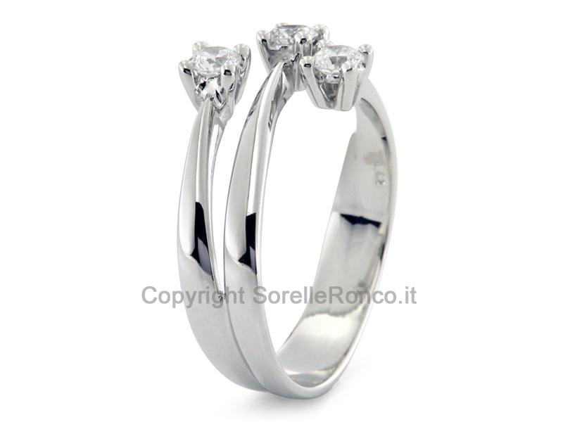 ANELLO TRILOGY CON DIAMANTI 0.62 CT