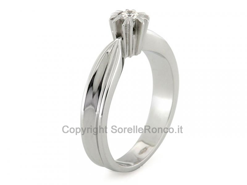 ANELLO SOLITARIO CON DIAMANTE 0.16 CT