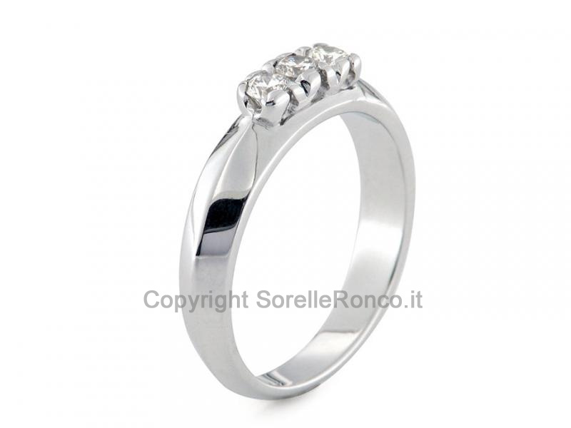 ANELLO TRILOGY CON DIAMANTI DA 0.28 CT