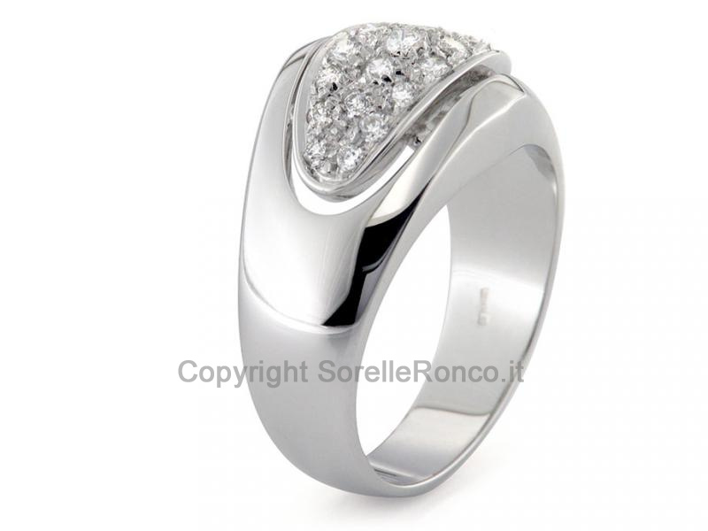 ANELLO IN ORO CON DIAMANTI PAVÉ