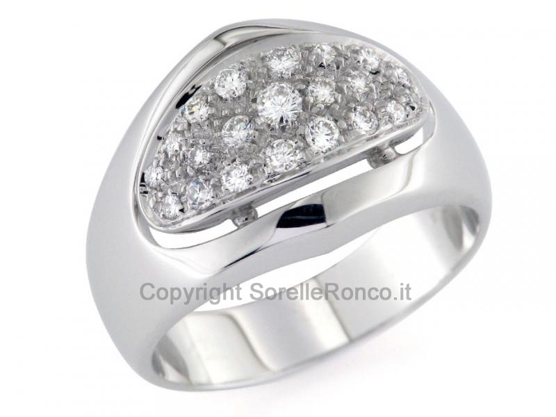 ANELLO IN ORO CON DIAMANTI PAVÉ