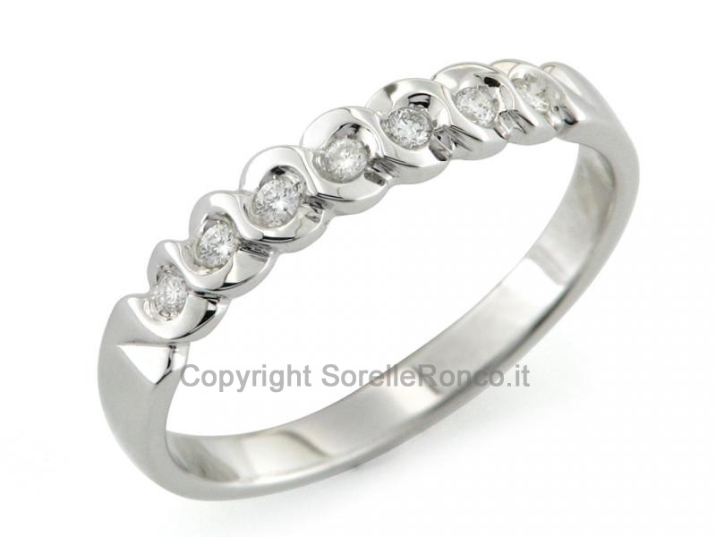ANELLO RIVIERA ORO CON DIAMANTI 0.16 CT