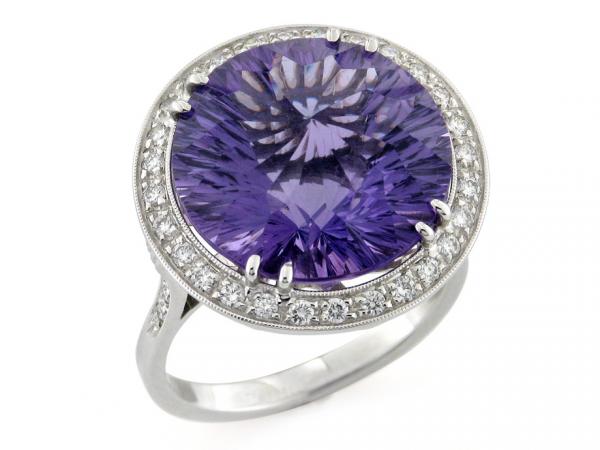 CF01205 - Anello in Oro con Ametista e Diamanti