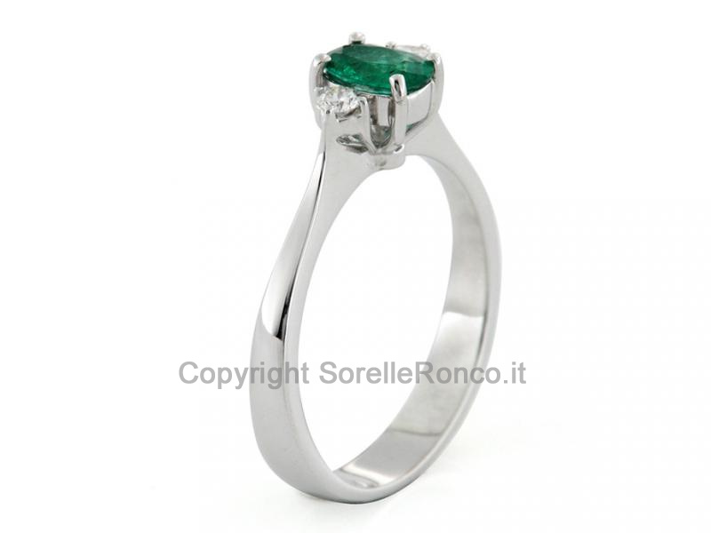 ANELLO ORO BIANCO CON SMERALDO 0.42-0.60 CT
