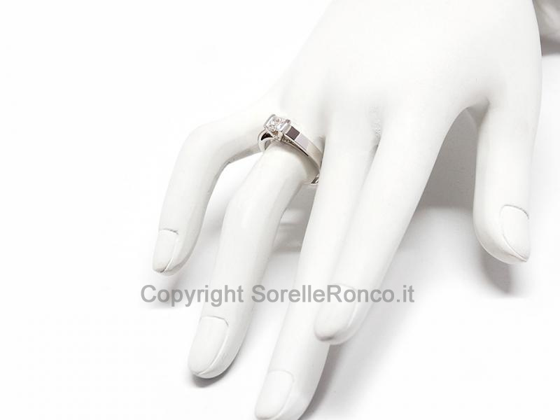 ANELLO CON DIAMANTE SOLITARIO 0.41 CT