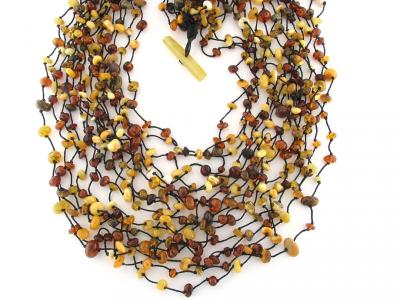 Collana con Ambra Naturale Multifilo
