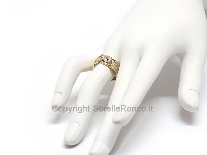 ANELLO A FASCIA CON DIAMANTI 0.06 CT