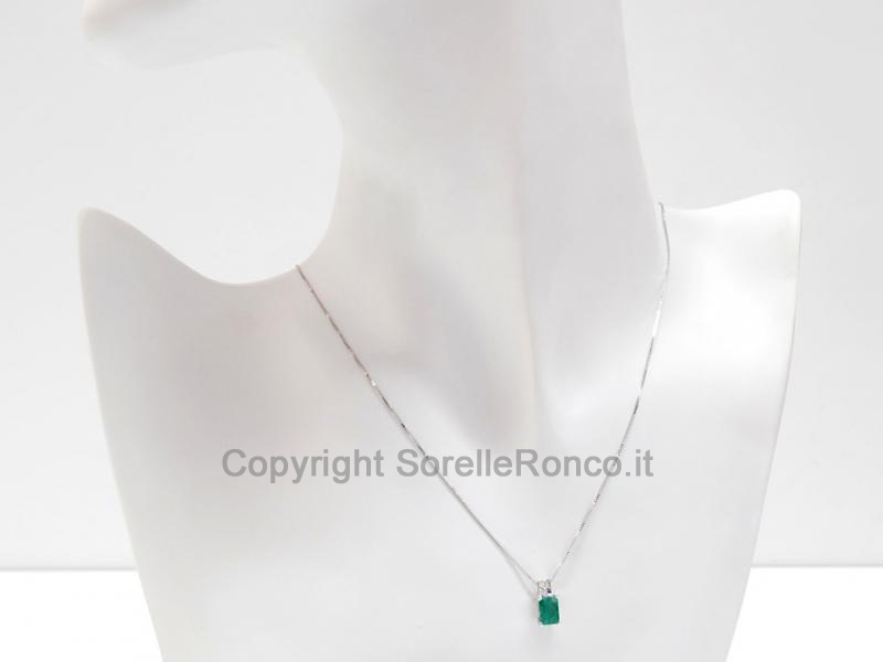 COLLANA CON SMERALDO E DIAMANTI