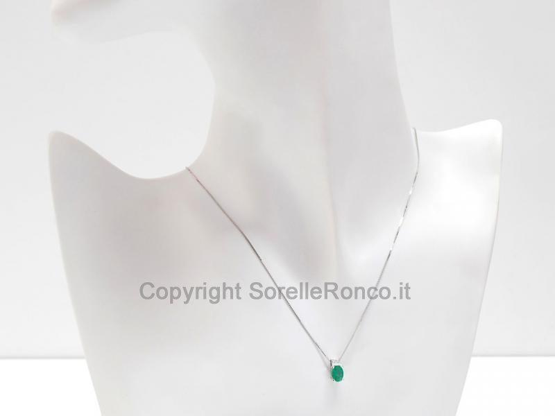 COLLANA DIAMANTI E SMERALDO 0.46-0.56 CT  5X7MM