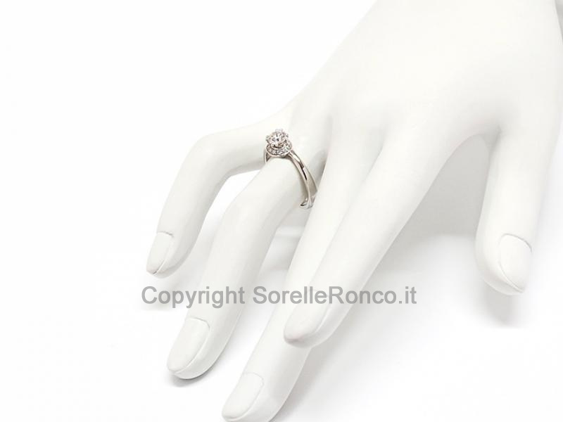ANELLO SOLITARIO CON DIAMANTE DA 0.54 CT