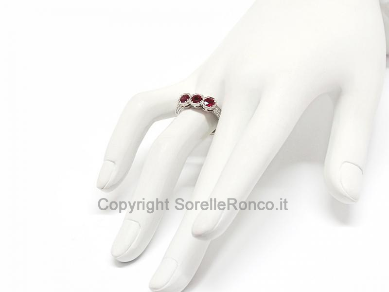 ANELLO TRILOGY DIAMANTI E RUBINO 1.21