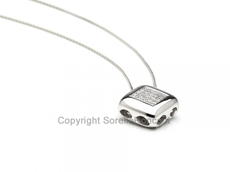 COLLANA CON PENDENTE DIAMANTI 0.20 CT