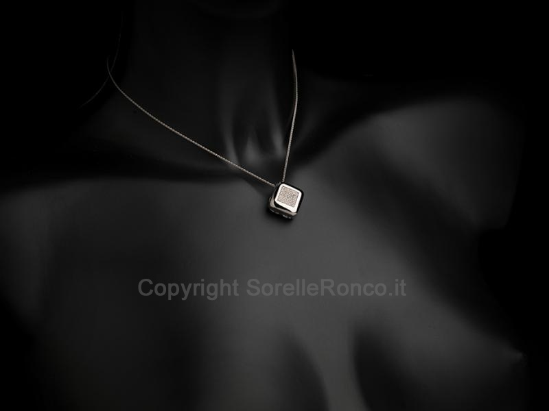 COLLANA CON PENDENTE DIAMANTI 0.20 CT