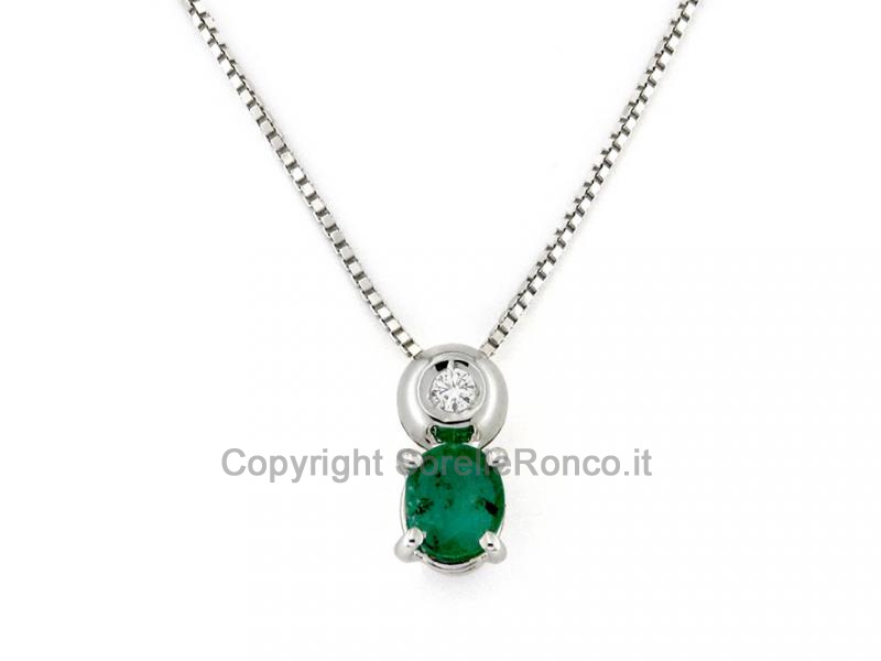 COLLANA PUNTO LUCE E SMERALDO OVALE