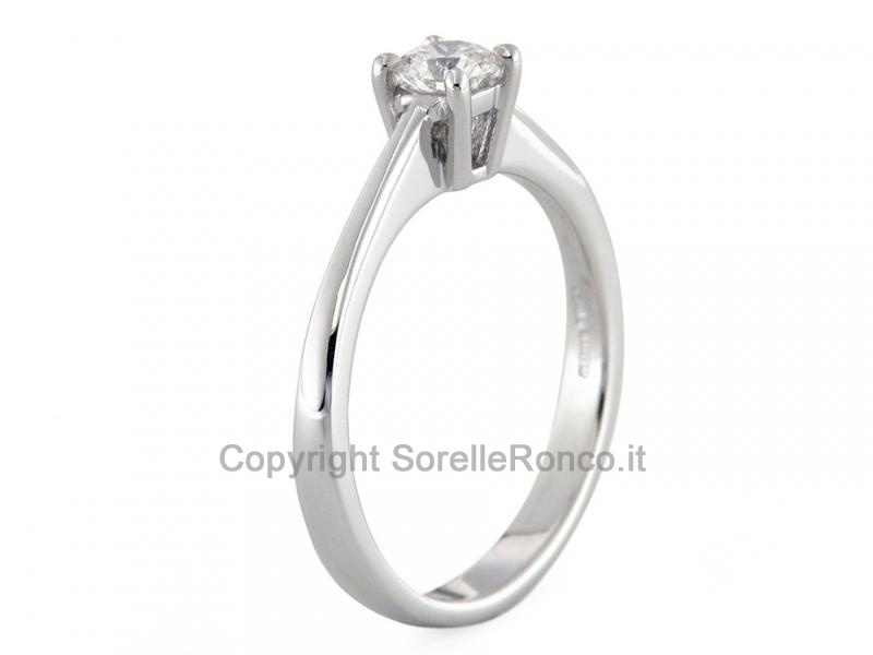 ANELLO CONTRARIÉ CON DIAMANTE 0.35 CT